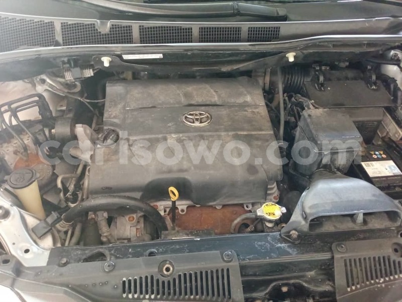 Big with watermark toyota sienna benin cotonou 25374