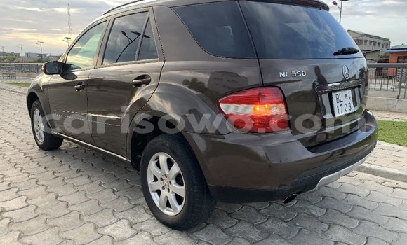 Acheter Occasion Voiture Mercedes-Benz ML–Class Autre à Cotonou, Benin Acheter Occasion Voiture Mercedes-Benz ML–Class Autre à Cotonou, Benin