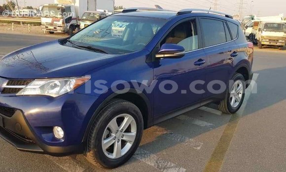 Acheter Import Voiture Toyota RAV4 Bleu à Import - Dubai, Benin Acheter Import Voiture Toyota RAV4 Bleu à Import - Dubai, Benin