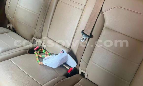 Sayi Na hannu Mercedes-Benz ML–Class White Mota in Cotonou a Benin Sayi Na hannu Mercedes-Benz ML–Class White Mota in Cotonou a Benin