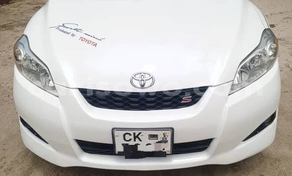 Acheter Occasion Voiture Toyota Matrix Blanc à Cotonou, Benin Acheter Occasion Voiture Toyota Matrix Blanc à Cotonou, Benin