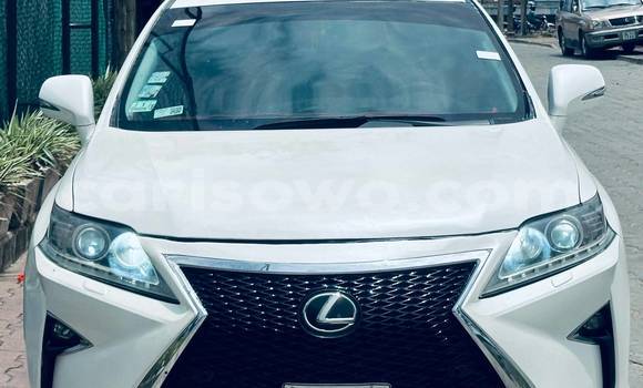 Sayi Na hannu Lexus RX 350 White Mota in Cotonou a Benin Sayi Na hannu Lexus RX 350 White Mota in Cotonou a Benin