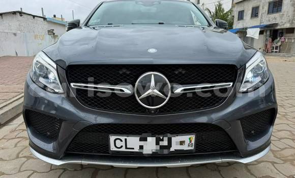 Ra Àlòkù Mercedes-Benz GLE Black Ọkọ̀ in Cotonou ni Benin Ra Àlòkù Mercedes-Benz GLE Black Ọkọ̀ in Cotonou ni Benin