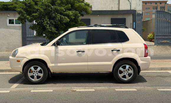 Ra Àlòkù Hyundai Tucson funfun Ọkọ̀ in Cotonou ni Benin Ra Àlòkù Hyundai Tucson funfun Ọkọ̀ in Cotonou ni Benin