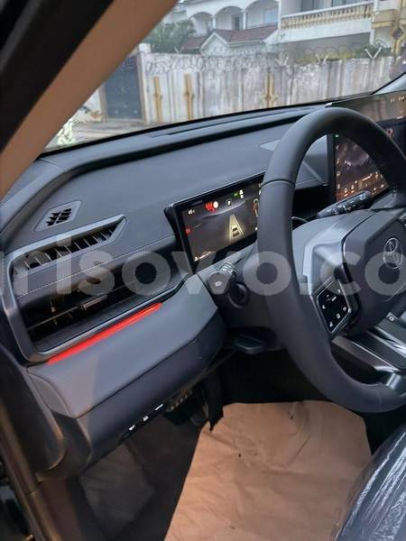 Big with watermark toyota rav4 benin cotonou 25411