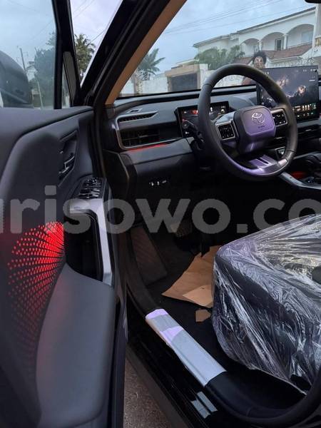 Big with watermark toyota rav4 benin cotonou 25411