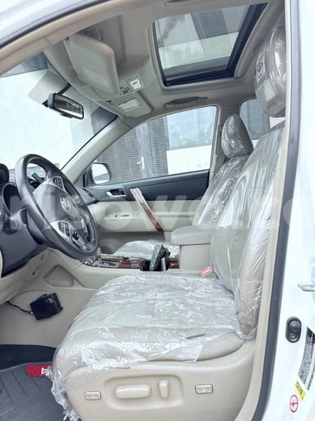 Big with watermark toyota highlander benin cotonou 25413