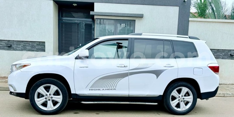Big with watermark toyota highlander benin cotonou 25413