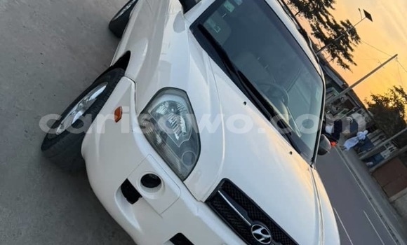 Ra Àlòkù Hyundai Tucson funfun Ọkọ̀ in Cotonou ni Benin Ra Àlòkù Hyundai Tucson funfun Ọkọ̀ in Cotonou ni Benin