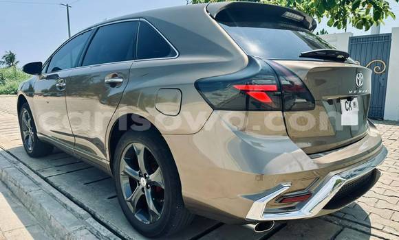 Ra Àlòkù Toyota Venza Brown Ọkọ̀ in Cotonou ni Benin Ra Àlòkù Toyota Venza Brown Ọkọ̀ in Cotonou ni Benin