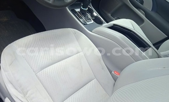 Sayi Na hannu Toyota Highlander White Mota in Cotonou a Benin Sayi Na hannu Toyota Highlander White Mota in Cotonou a Benin