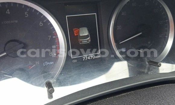 Sayi Na hannu Toyota Highlander White Mota in Cotonou a Benin Sayi Na hannu Toyota Highlander White Mota in Cotonou a Benin