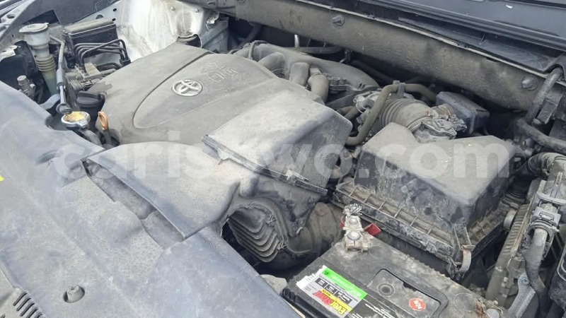 Big with watermark toyota highlander benin cotonou 25427