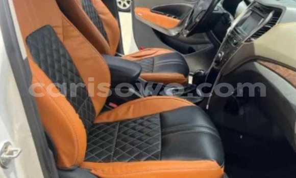 Acheter Occasion Voiture Hyundai Santa Fe Blanc à Cotonou, Benin