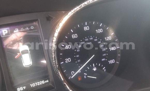 Buy Used Hyundai Santa Fe White Car in Cotonou in Benign Buy Used Hyundai Santa Fe White Car in Cotonou in Benign