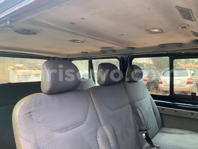 Big with watermark renault trafic benin abomey calavi 25447