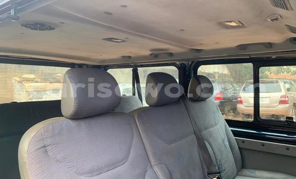 Buy Used Renault Trafic Blue Truck in Abomey Calavi in Benign Buy Used Renault Trafic Blue Truck in Abomey Calavi in Benign