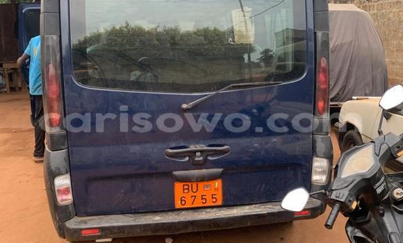 Buy Used Renault Trafic Blue Truck in Abomey Calavi in Benign Buy Used Renault Trafic Blue Truck in Abomey Calavi in Benign