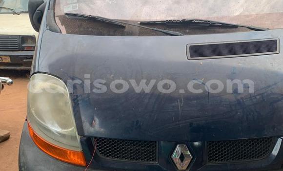Buy Used Renault Trafic Blue Truck in Abomey Calavi in Benign Buy Used Renault Trafic Blue Truck in Abomey Calavi in Benign
