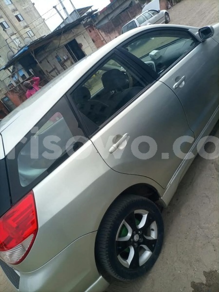 Big with watermark toyota matrix benin cotonou 25452