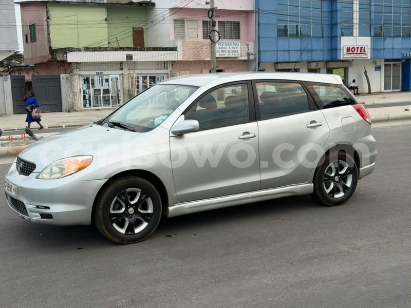 Big with watermark toyota matrix benin cotonou 25454