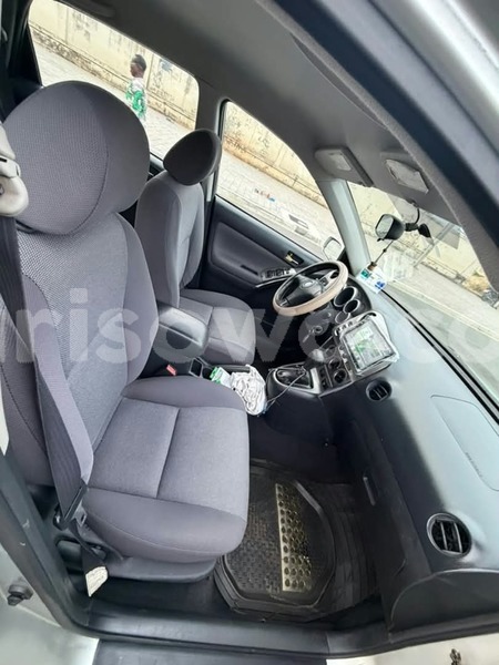 Big with watermark toyota matrix benin cotonou 25454