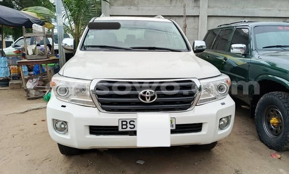 Acheter Occasion Voiture Toyota Land Cruiser Blanc à Cotonou, Benin