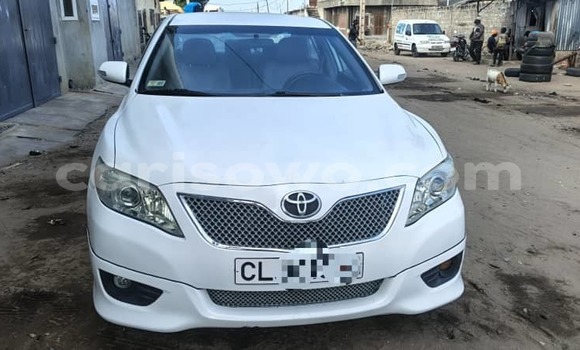 Acheter Occasion Voiture Toyota Camry Blanc à Cotonou, Benin
