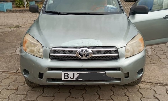 Acheter Occasion Voiture Toyota RAV4 Vert à Cotonou, Benin