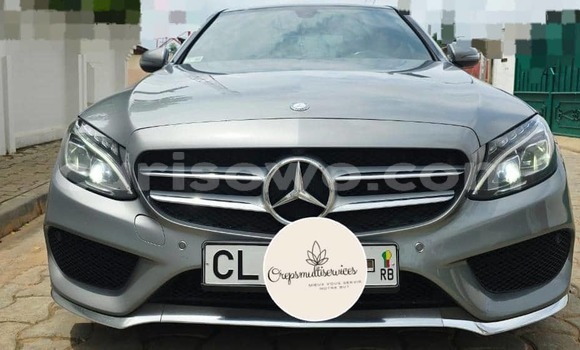 Sayi Na hannu Mercedes-Benz C–Class Azurfa Mota in Cotonou a Benin Sayi Na hannu Mercedes-Benz C–Class Azurfa Mota in Cotonou a Benin