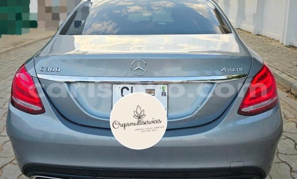 Sayi Na hannu Mercedes-Benz C–Class Azurfa Mota in Cotonou a Benin Sayi Na hannu Mercedes-Benz C–Class Azurfa Mota in Cotonou a Benin
