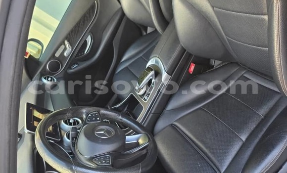 Sayi Na hannu Mercedes-Benz C–Class Azurfa Mota in Cotonou a Benin Sayi Na hannu Mercedes-Benz C–Class Azurfa Mota in Cotonou a Benin