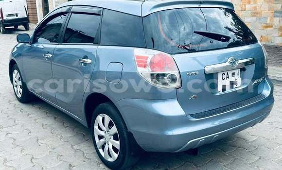 Acheter Occasion Voiture Toyota Matrix Bleu à Cotonou, Benin Acheter Occasion Voiture Toyota Matrix Bleu à Cotonou, Benin