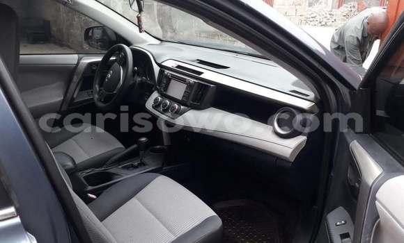 Acheter Occasion Voiture Toyota RAV4 Gris à Cotonou, Benin Acheter Occasion Voiture Toyota RAV4 Gris à Cotonou, Benin