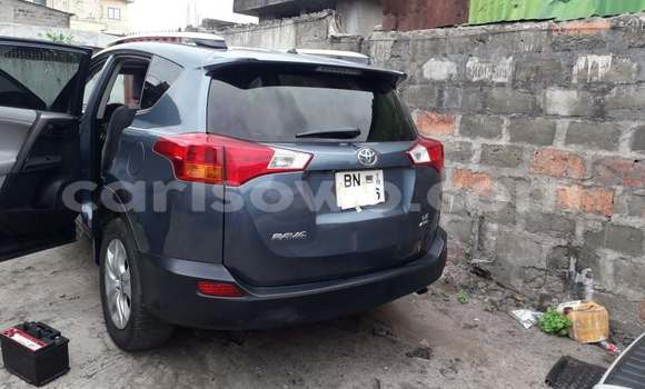 Acheter Occasion Voiture Toyota RAV4 Gris à Cotonou, Benin Acheter Occasion Voiture Toyota RAV4 Gris à Cotonou, Benin