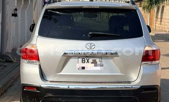 Acheter Occasion Voiture Toyota Highlander Gris à Cotonou, Benin Acheter Occasion Voiture Toyota Highlander Gris à Cotonou, Benin