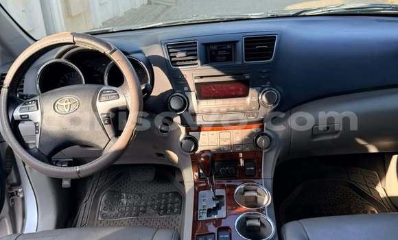 Acheter Occasion Voiture Toyota Highlander Gris à Cotonou, Benin Acheter Occasion Voiture Toyota Highlander Gris à Cotonou, Benin
