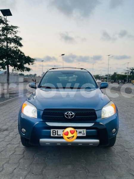 Big with watermark toyota rav4 benin cotonou 25481