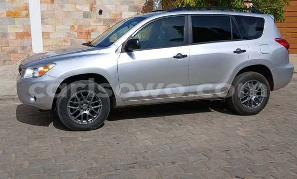 Acheter Occasion Voiture Toyota RAV4 Gris à Cotonou, Benin Acheter Occasion Voiture Toyota RAV4 Gris à Cotonou, Benin