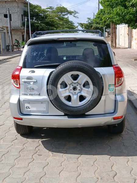 Big with watermark toyota rav4 benin cotonou 25484
