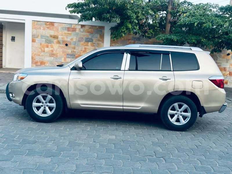 Big with watermark toyota highlander benin cotonou 25485