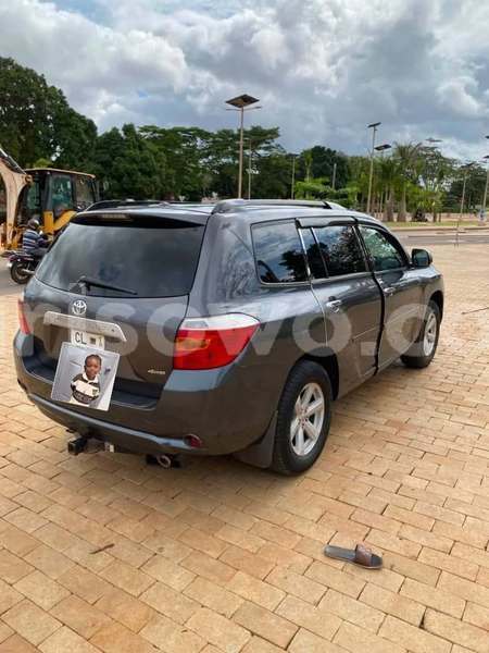 Big with watermark toyota highlander benin cotonou 25488