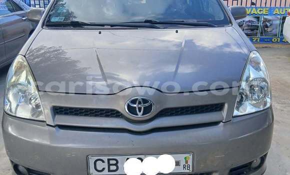 Acheter Occasion Voiture Toyota Verso Gris à Cotonou, Benin