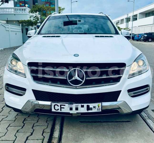 Big with watermark mercedes benz ml class benin cotonou 25496