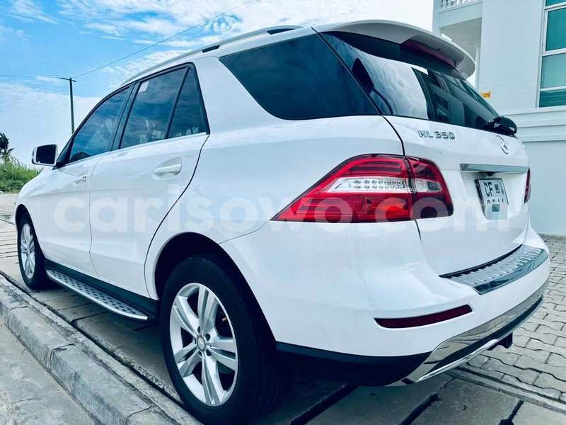 Big with watermark mercedes benz ml class benin cotonou 25496