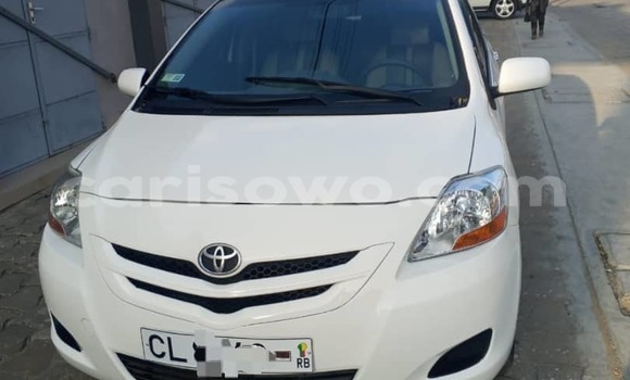 Acheter Occasion Voiture Toyota Yaris Blanc à Cotonou, Benin