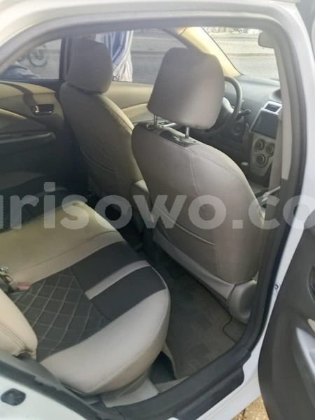 Big with watermark toyota yaris benin cotonou 25506