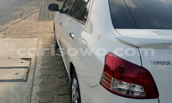 Acheter Occasion Voiture Toyota Yaris Blanc à Cotonou, Benin Acheter Occasion Voiture Toyota Yaris Blanc à Cotonou, Benin