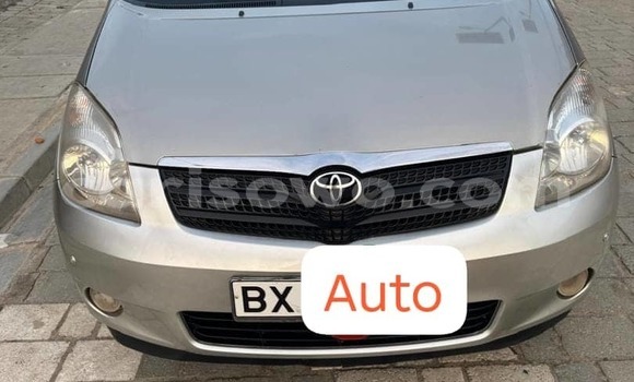 Acheter Occasion Voiture Toyota Corolla Verso Gris à Cotonou, Benin
