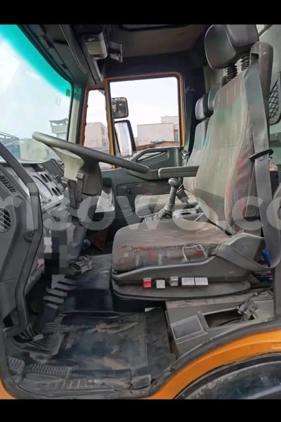 Big with watermark iveco cargo benin cotonou 25508